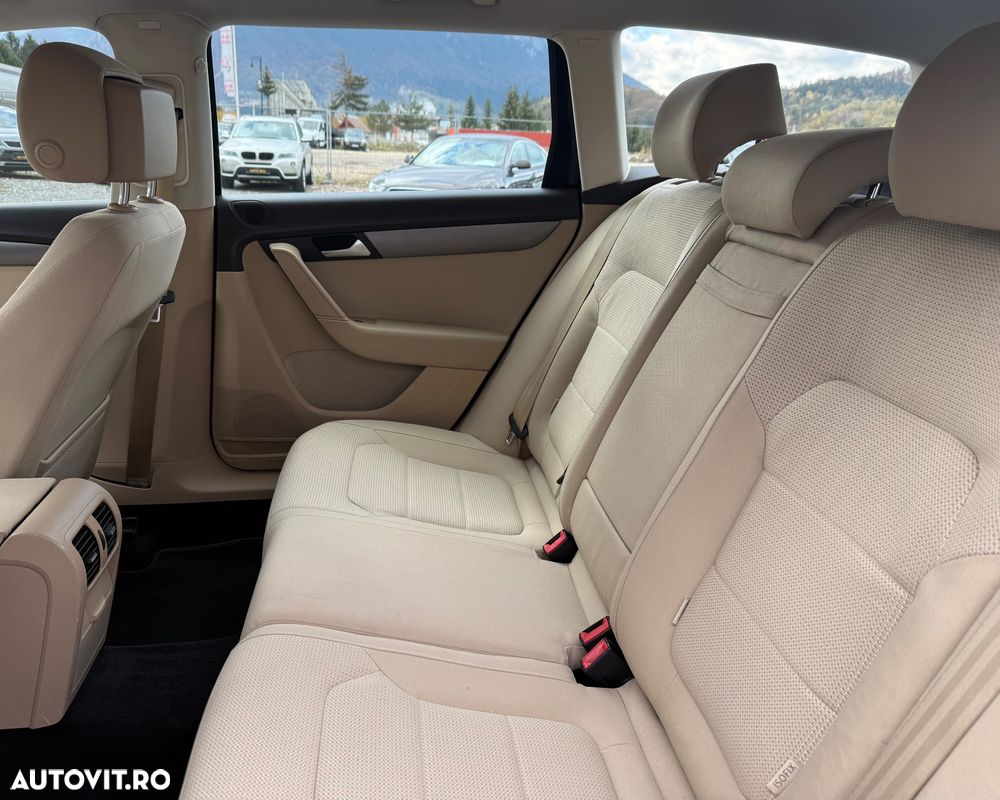 Volkswagen Passat - 9