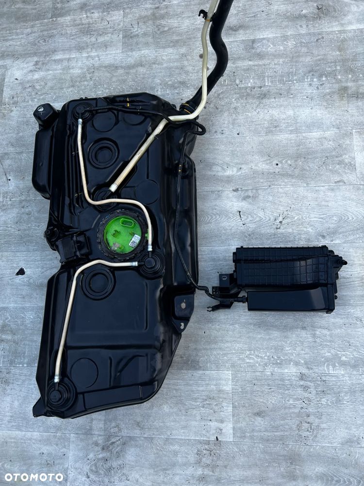 Audi Q3 F3 2019 Zbiornik paliwa 5QF201021GD  ORYGINALNY KOMPLETNY - 1