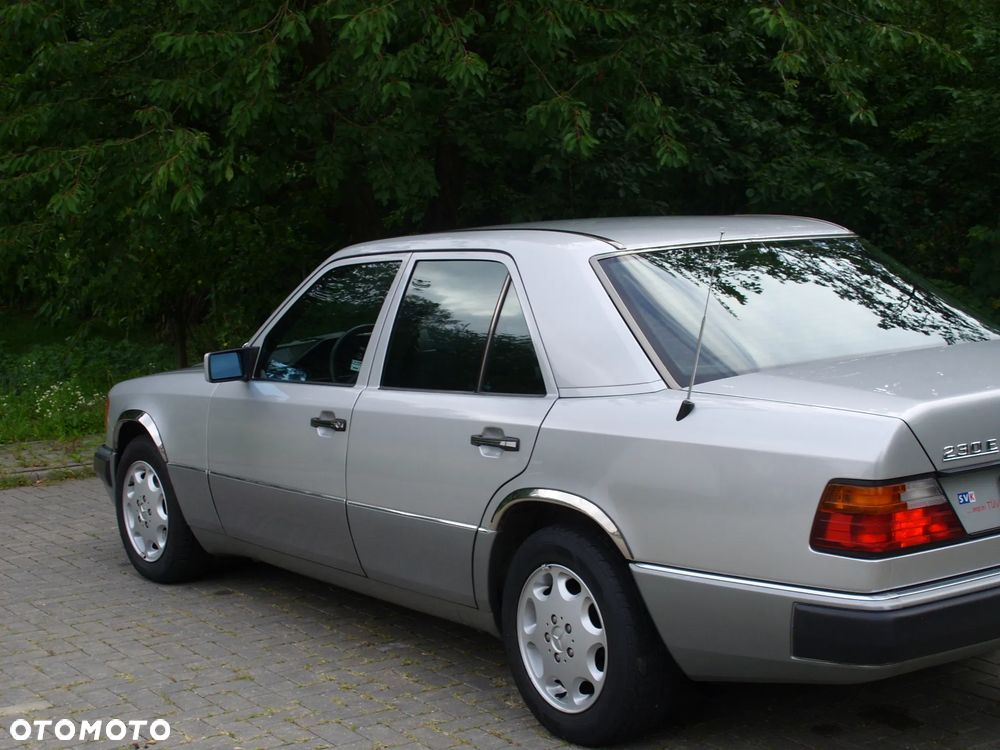 Mercedes-Benz W124 (1984-1993) - 8