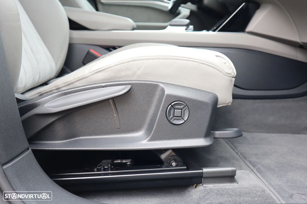 Audi e-tron Sportback 50 quattro - 28