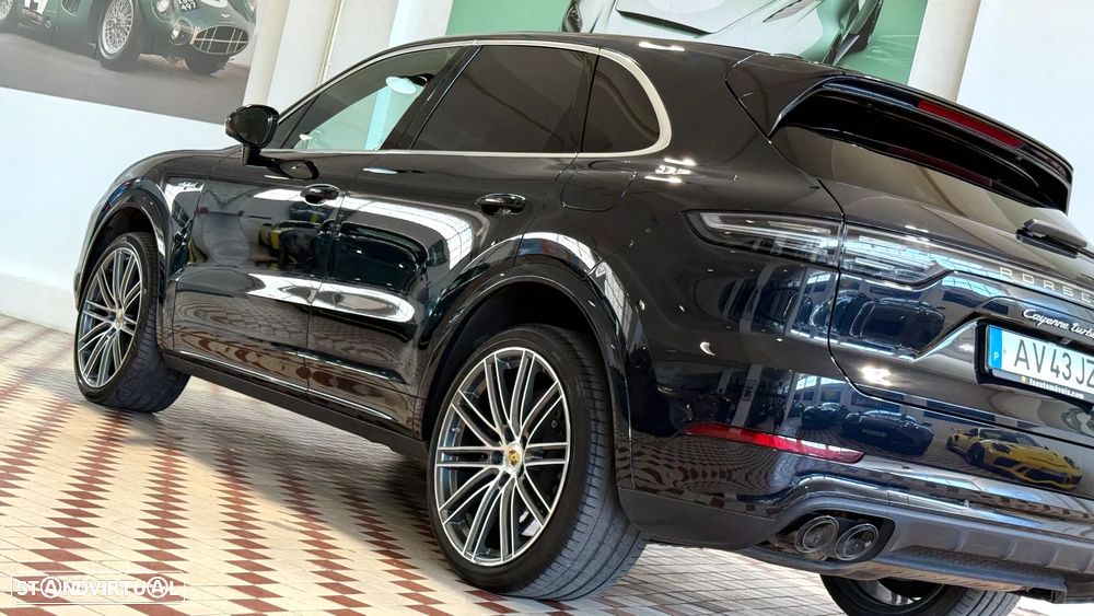 Porsche Cayenne Turbo S E-Hybrid - 5