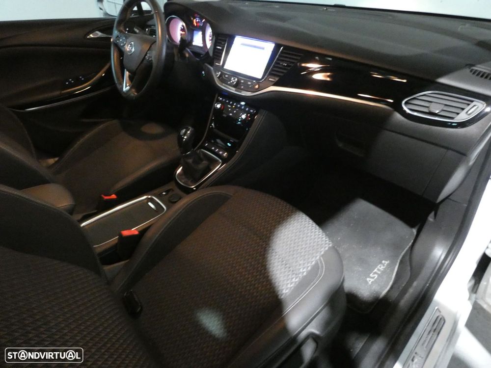 Opel Astra 1.0 Innovation S/S - 12