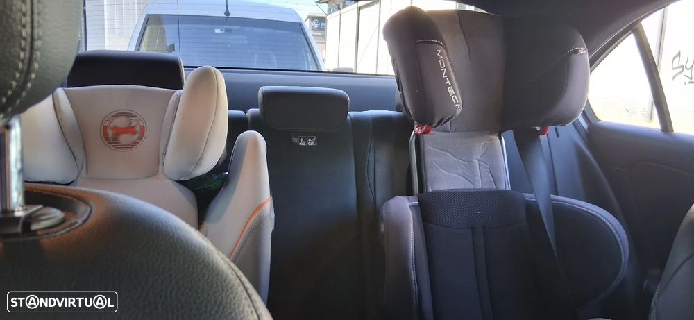 Mercedes-Benz A 180 Limousine d Style Aut. - 4