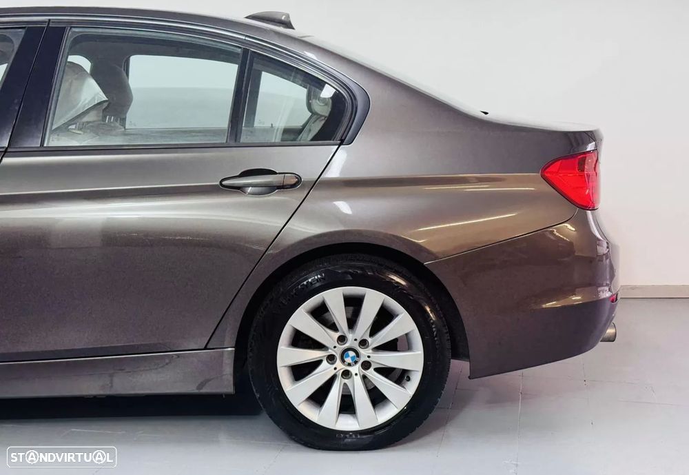 BMW 318 d Modern Line - 15