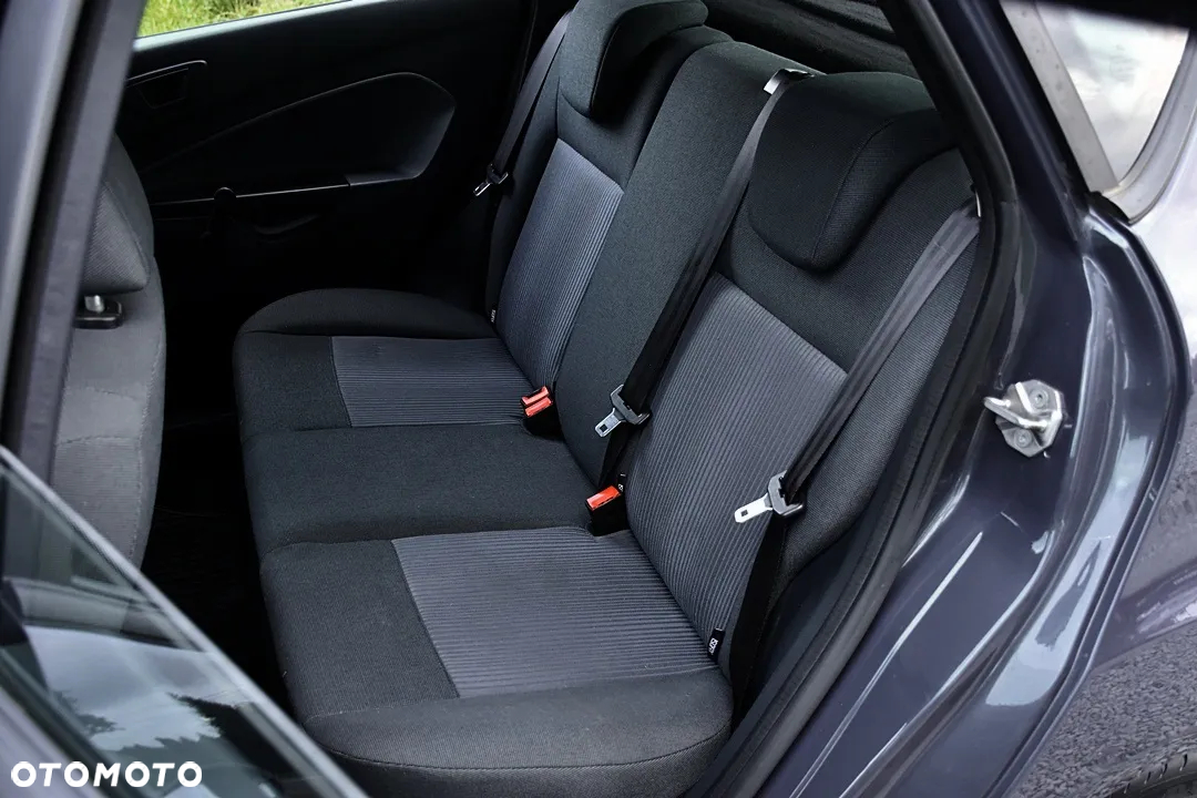 Ford Fiesta 1.25 Platinium X - 30