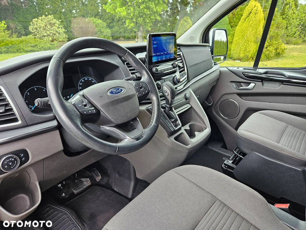 Ford Tourneo Custom - 24