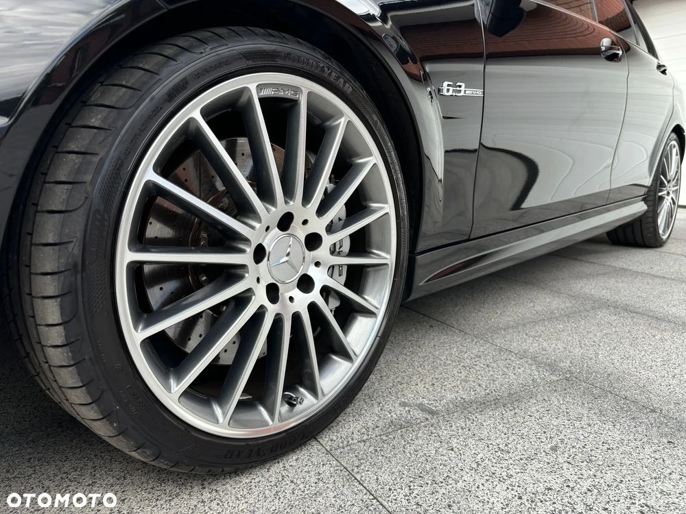 Mercedes-Benz Klasa C 63 AMG - 18