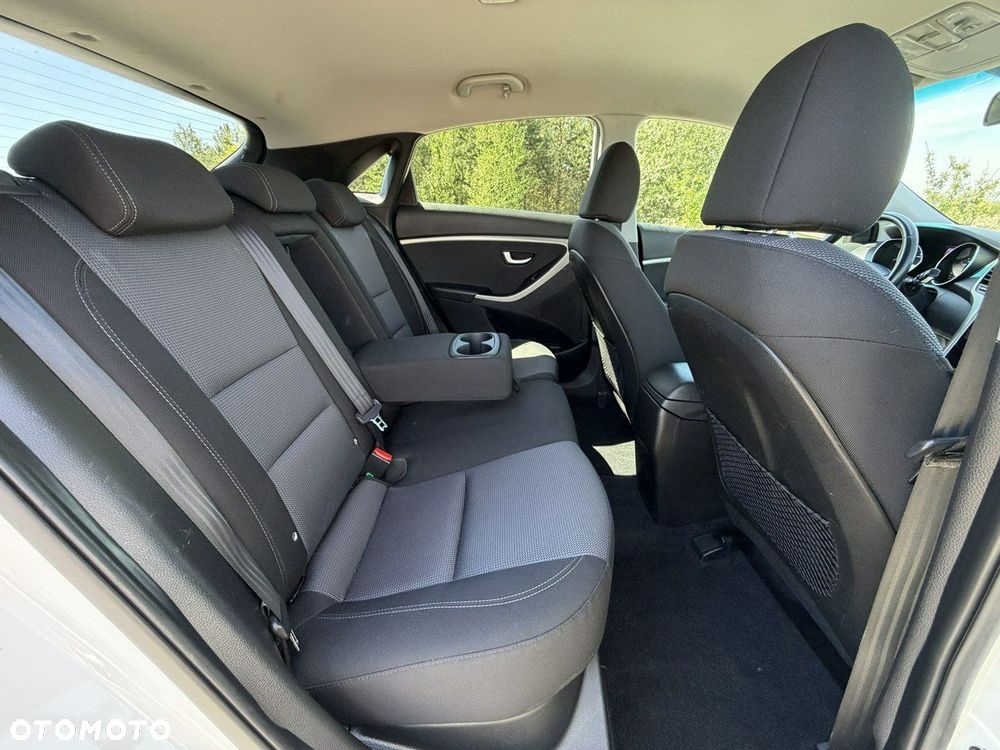 Hyundai i30 - 11