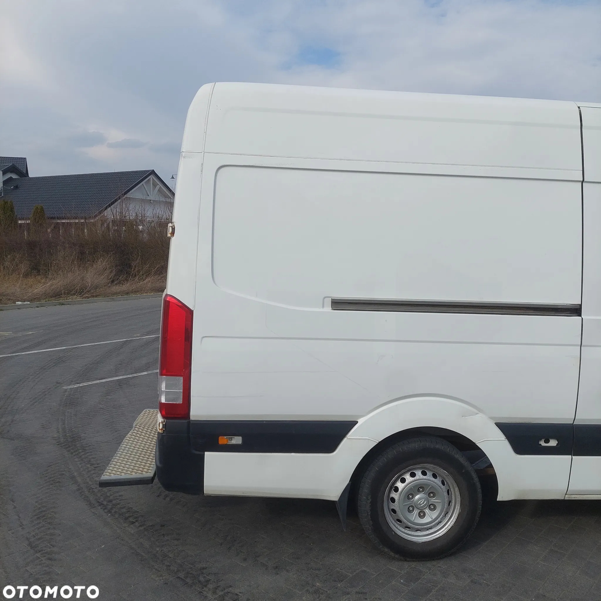 Hyundai h350 - 10