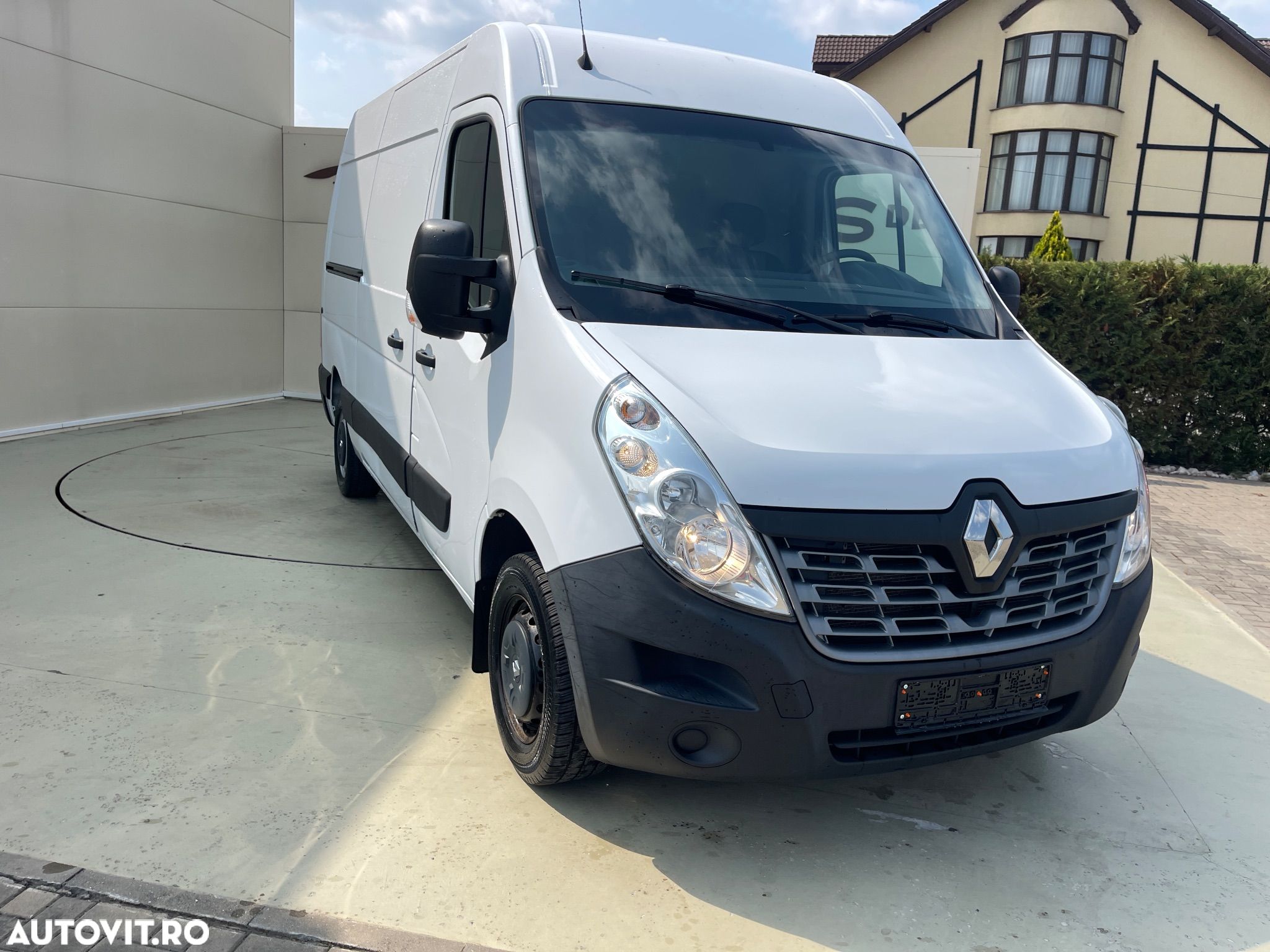 Renault Master  L2H2 DCI145 - 1