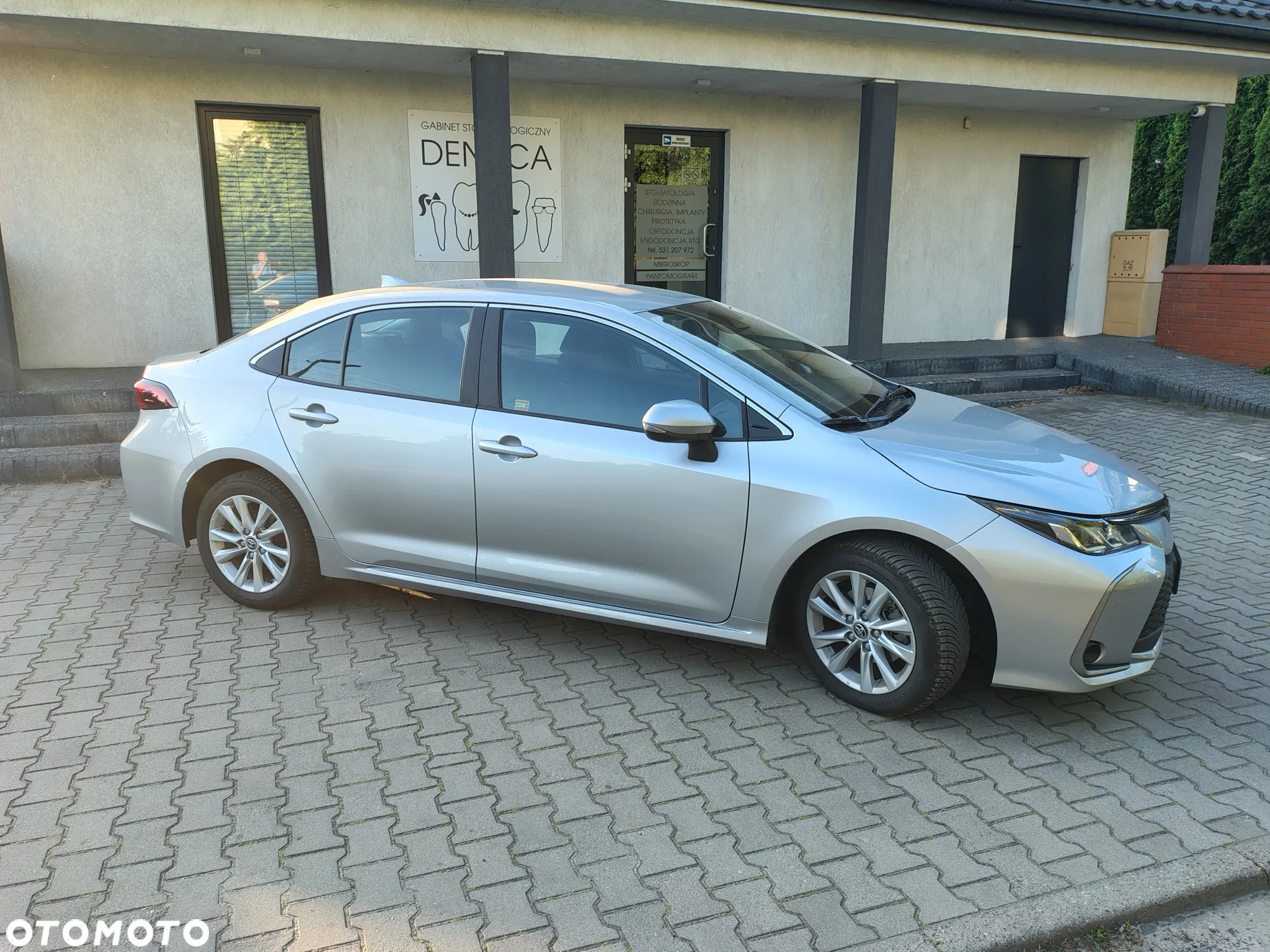 Toyota Corolla 1.8 Hybrid Comfort - 3