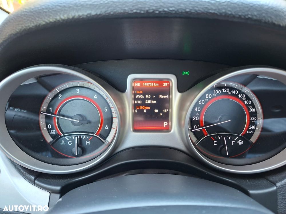 Fiat Freemont 2.0 Mjet AT AWD - 5