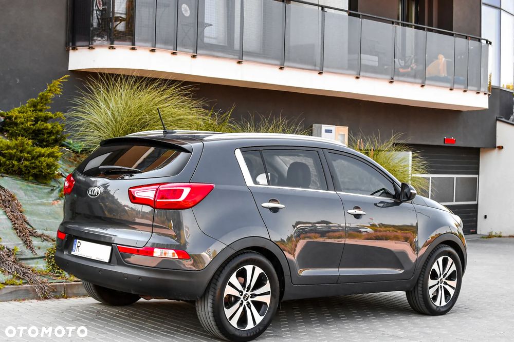 Kia Sportage 2.0 CRDI M AWD - 4