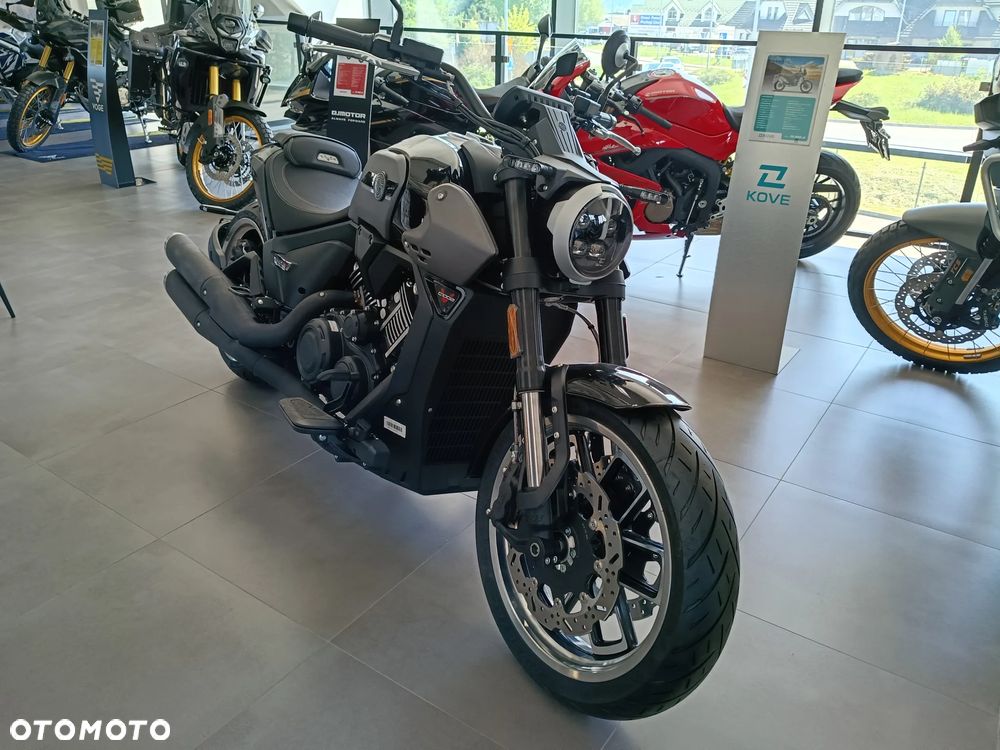 Morbidelli C1002V - 4