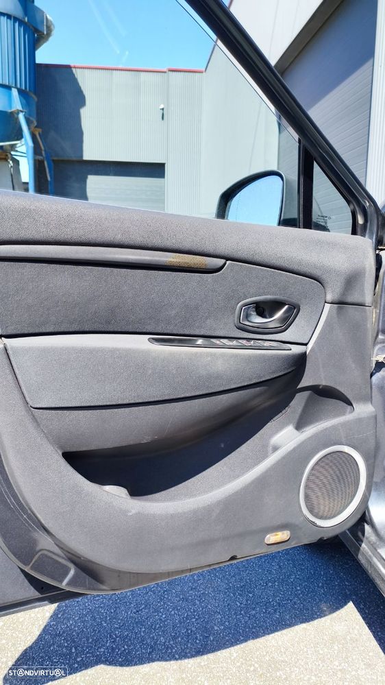 Renault Grand Scénic 1.5 dCi Dynamique S 7L - 8