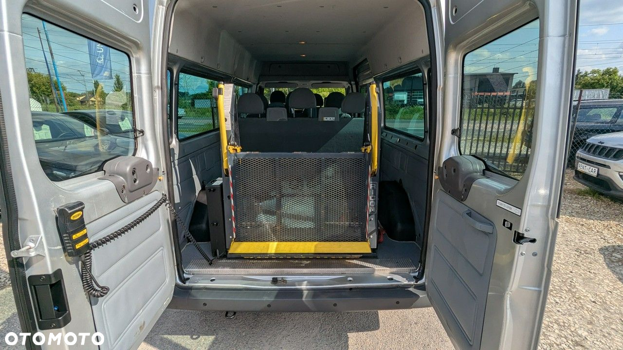 Ford Transit - 33