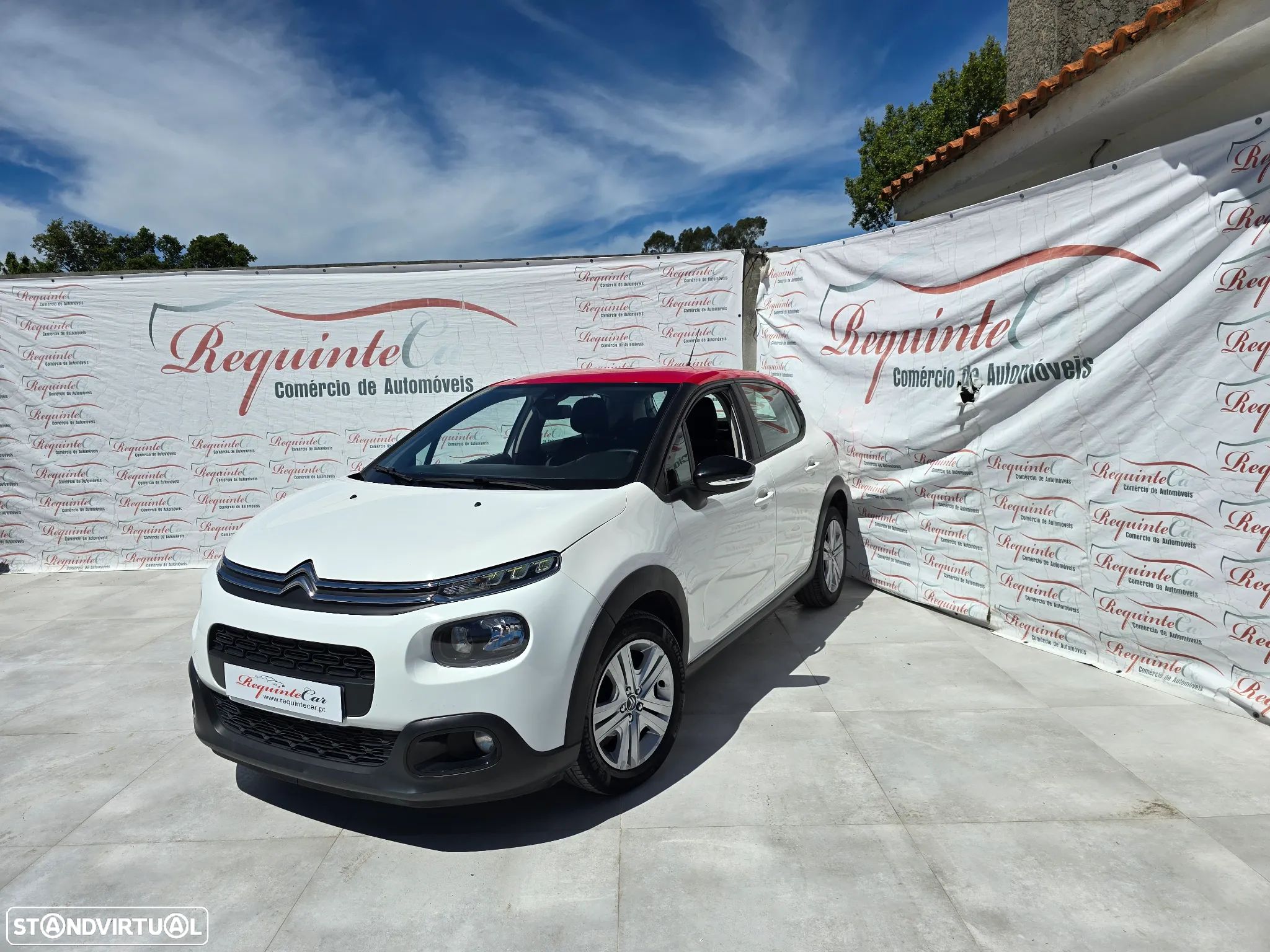 Citroën C3 1.2 PureTech Shine EAT6 - 1