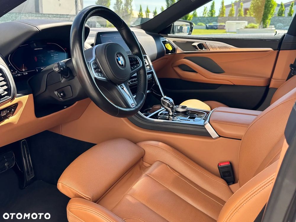 BMW Seria 8 - 19