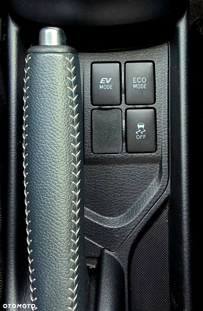 Toyota Yaris Hybrid 100 Premium - 6