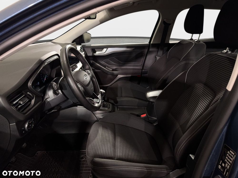 Ford Focus - 13