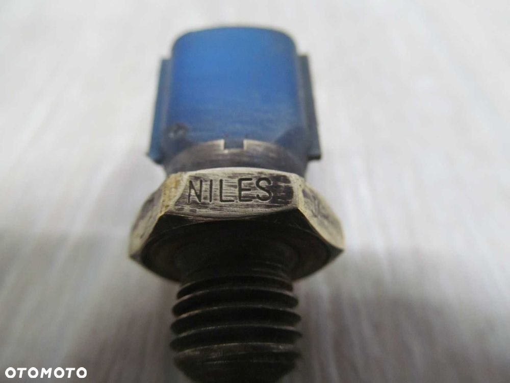 NISSAN CABSTAR MAXITY NT400 3.0 CZUJNIK TEMPERATURY A27-621 07-15 - 4
