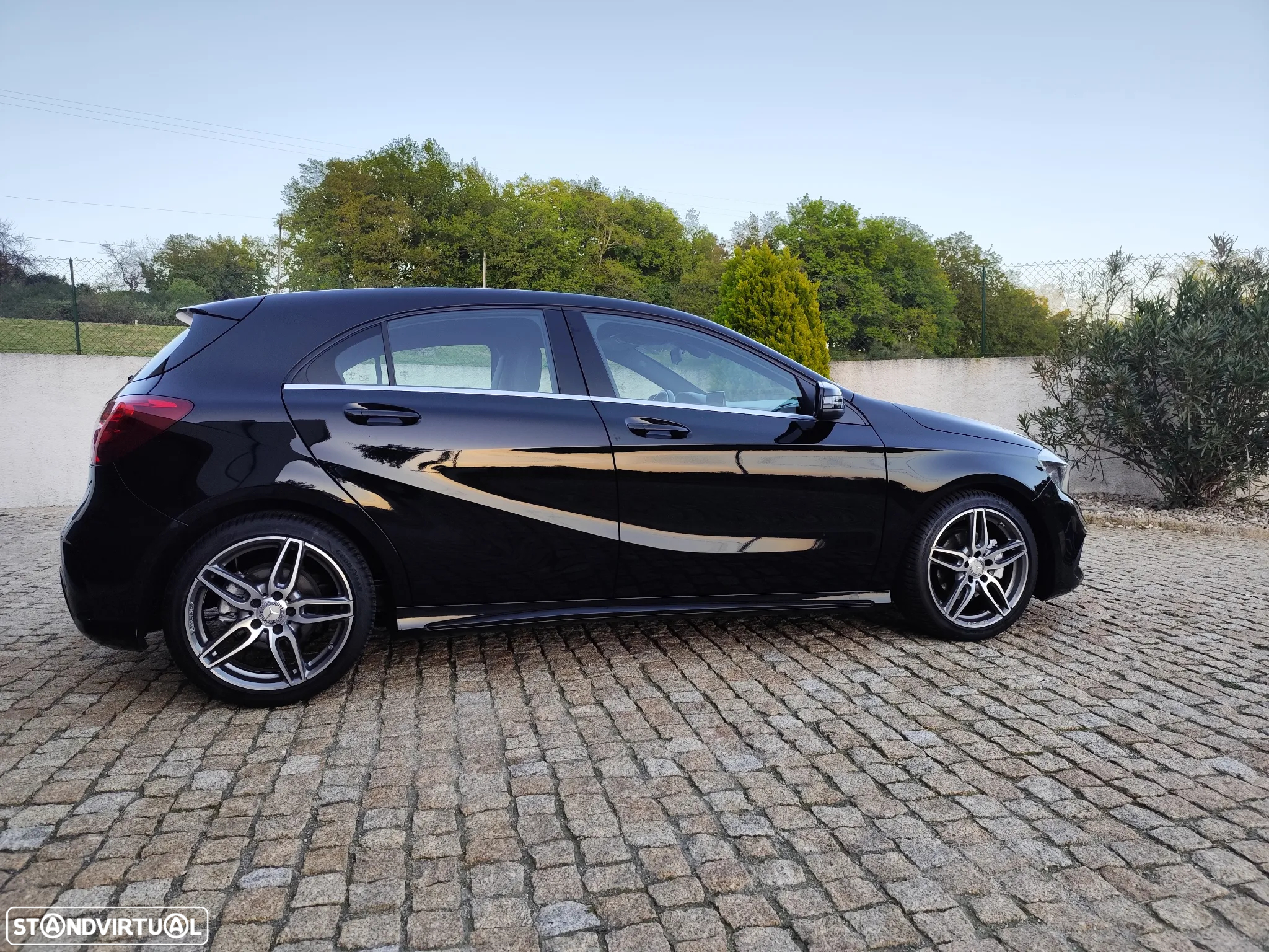 Mercedes-Benz A 200 CDi BE AMG Line - 18