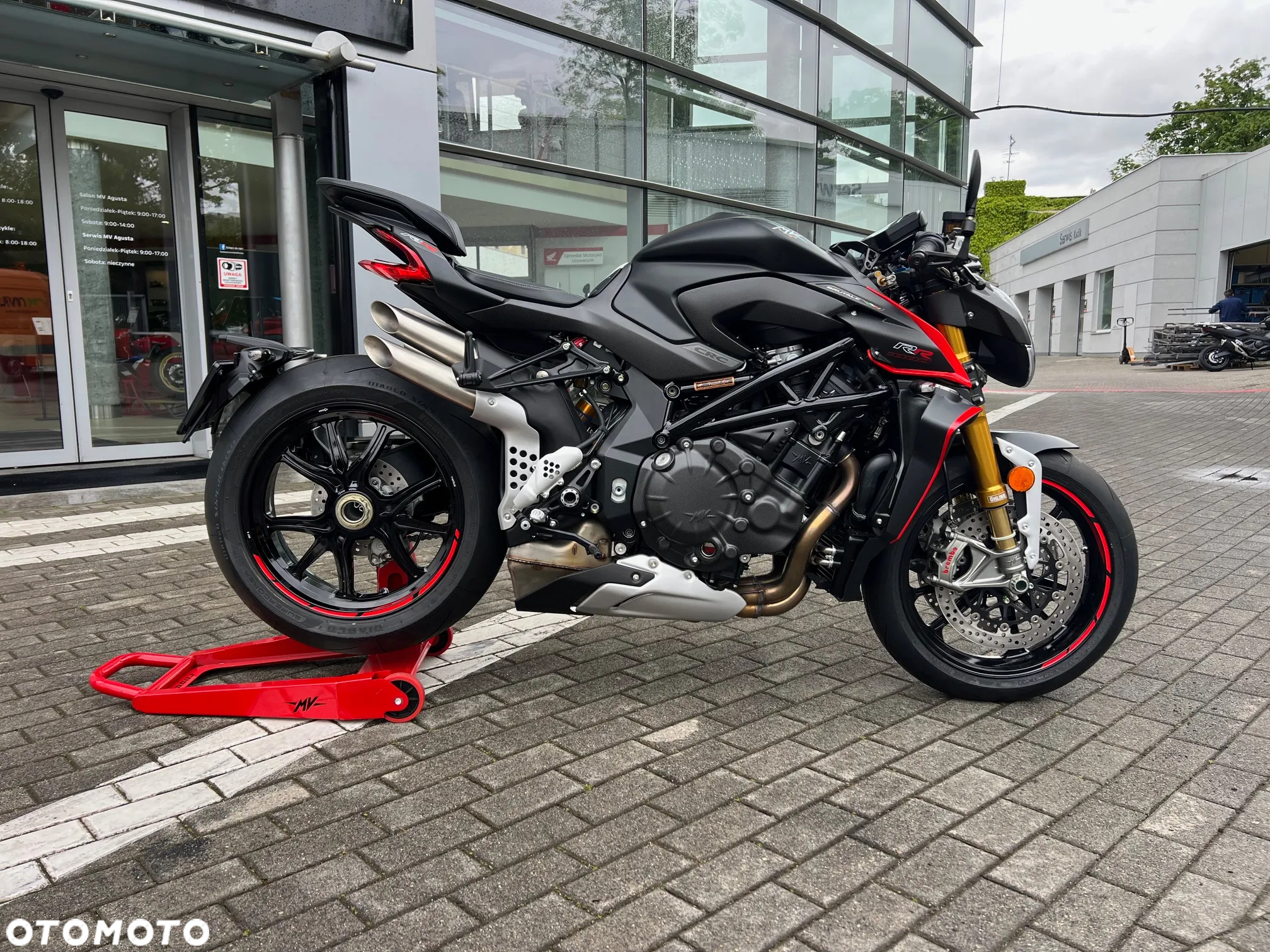MV AGUSTA Brutale - 2