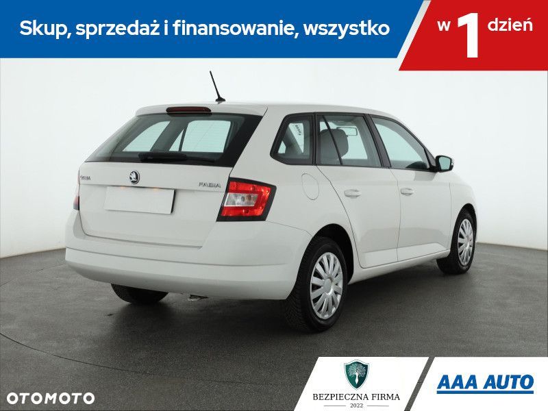 Skoda Fabia - 6