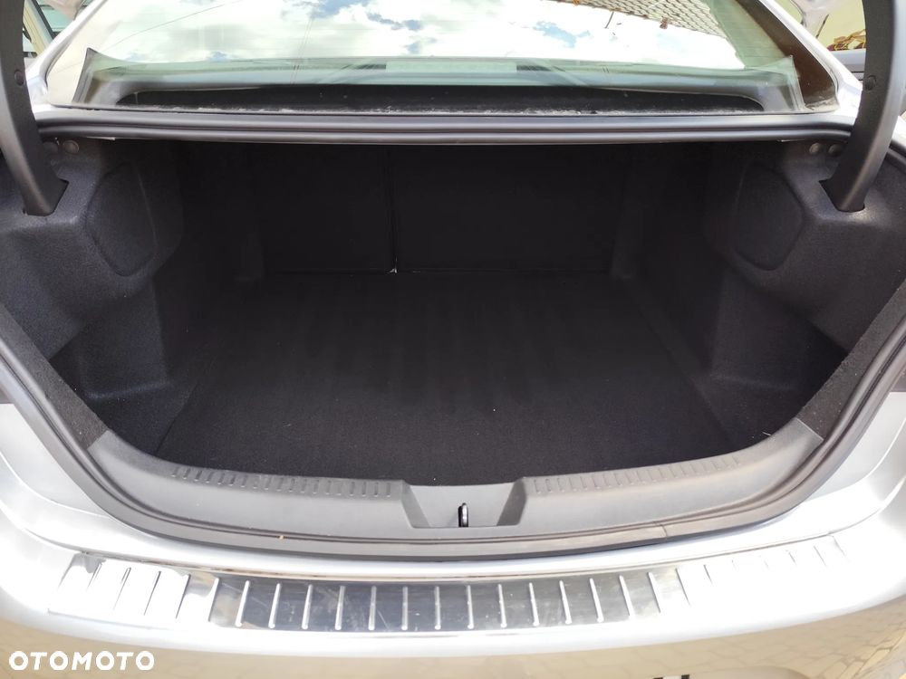 Renault Megane 1.6 SCe Life - 21