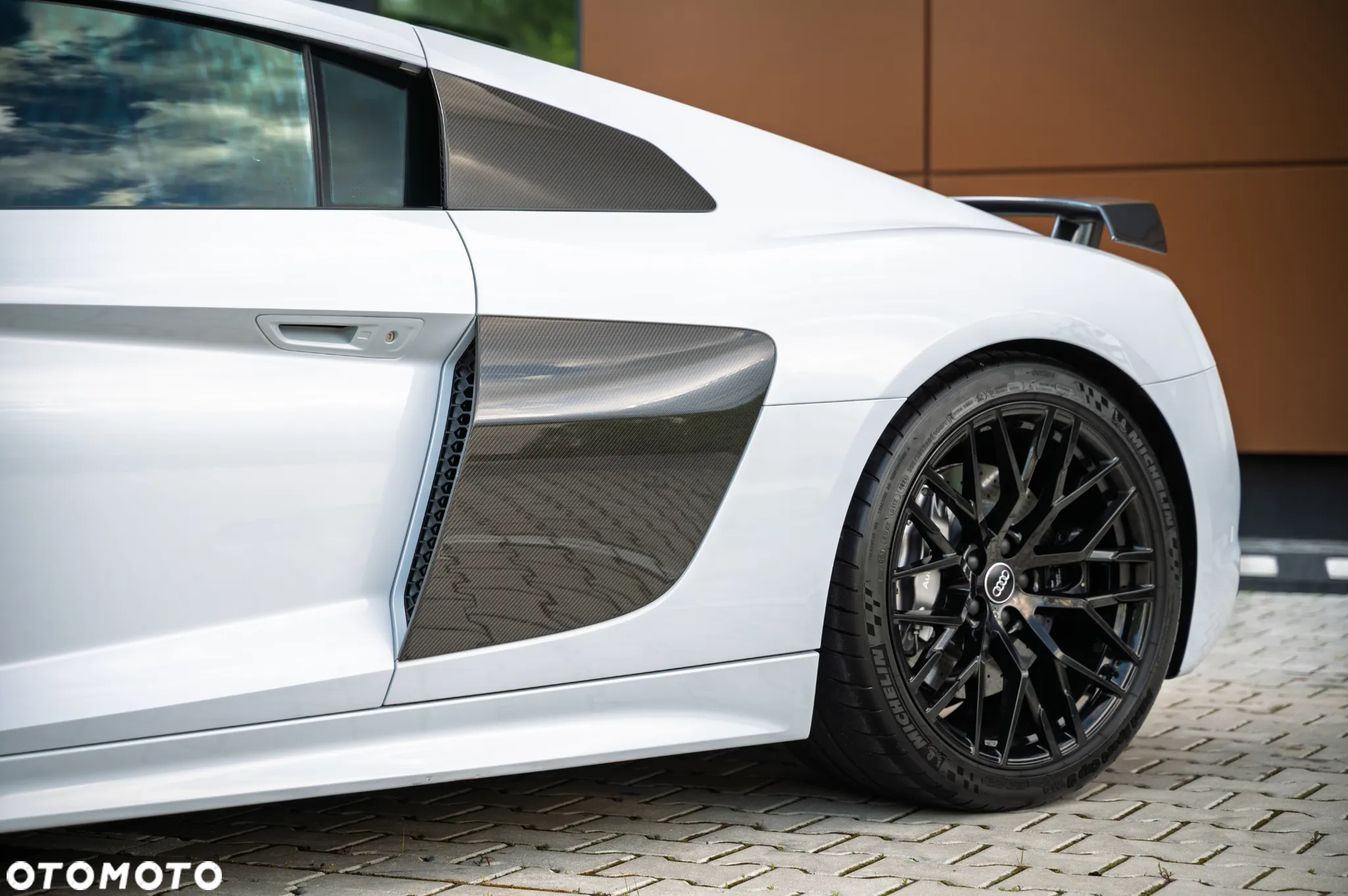 Audi R8 Coupé 5.2 FSI Quattro Plus - 4