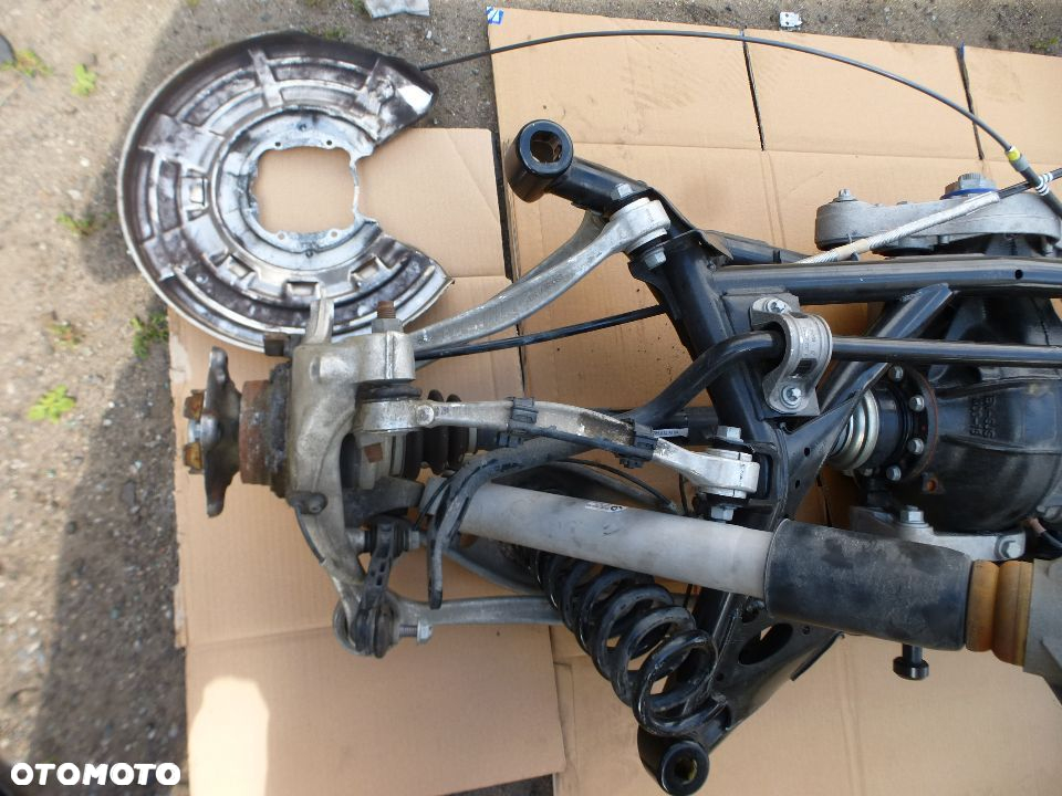 AMORTYZATOR ZWROTNICA WAHACZE LEWA LUB PRAWA STRONA ZAWIESZENIA BMW M2 M3 M4 F80 F82 F87 - 2