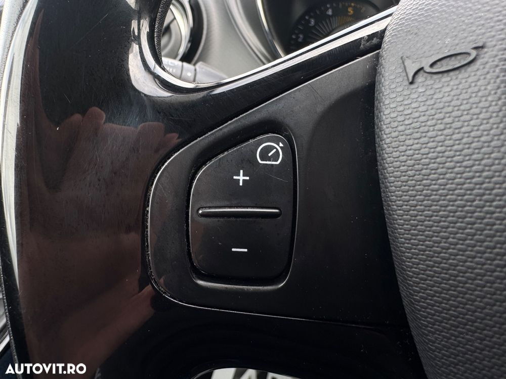 Renault Captur ENERGY dCi EDC Intens - 26