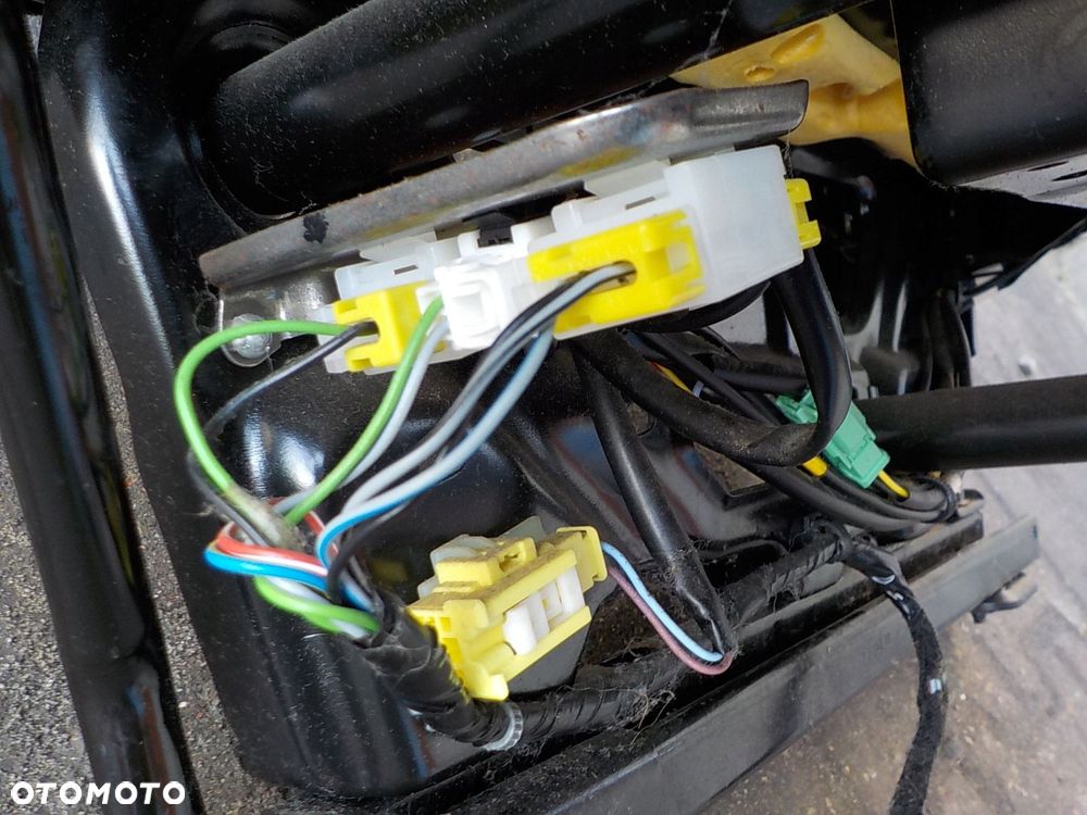 NISSAN QASHQAI J10 FOTEL KIEROWCY SKÓRZANY LEWY PRZÓD PRZEDNI SKÓRA - 2