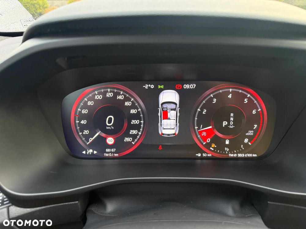 Volvo XC 40 B4 B R-Design - 26