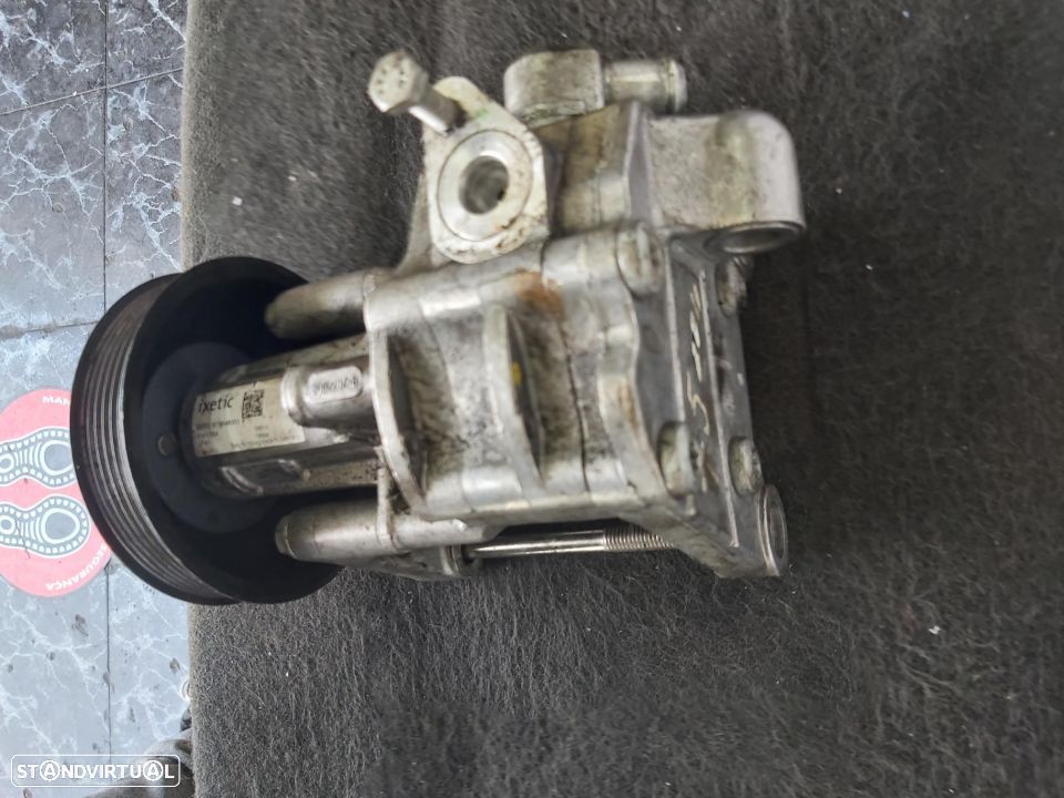 Bomba Direcção Assistida BMW  X5 - 135 BAR - 2010 - 3