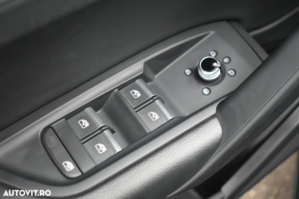 Audi Q5 40 TDI quattro S tronic MHEV Basic - 12