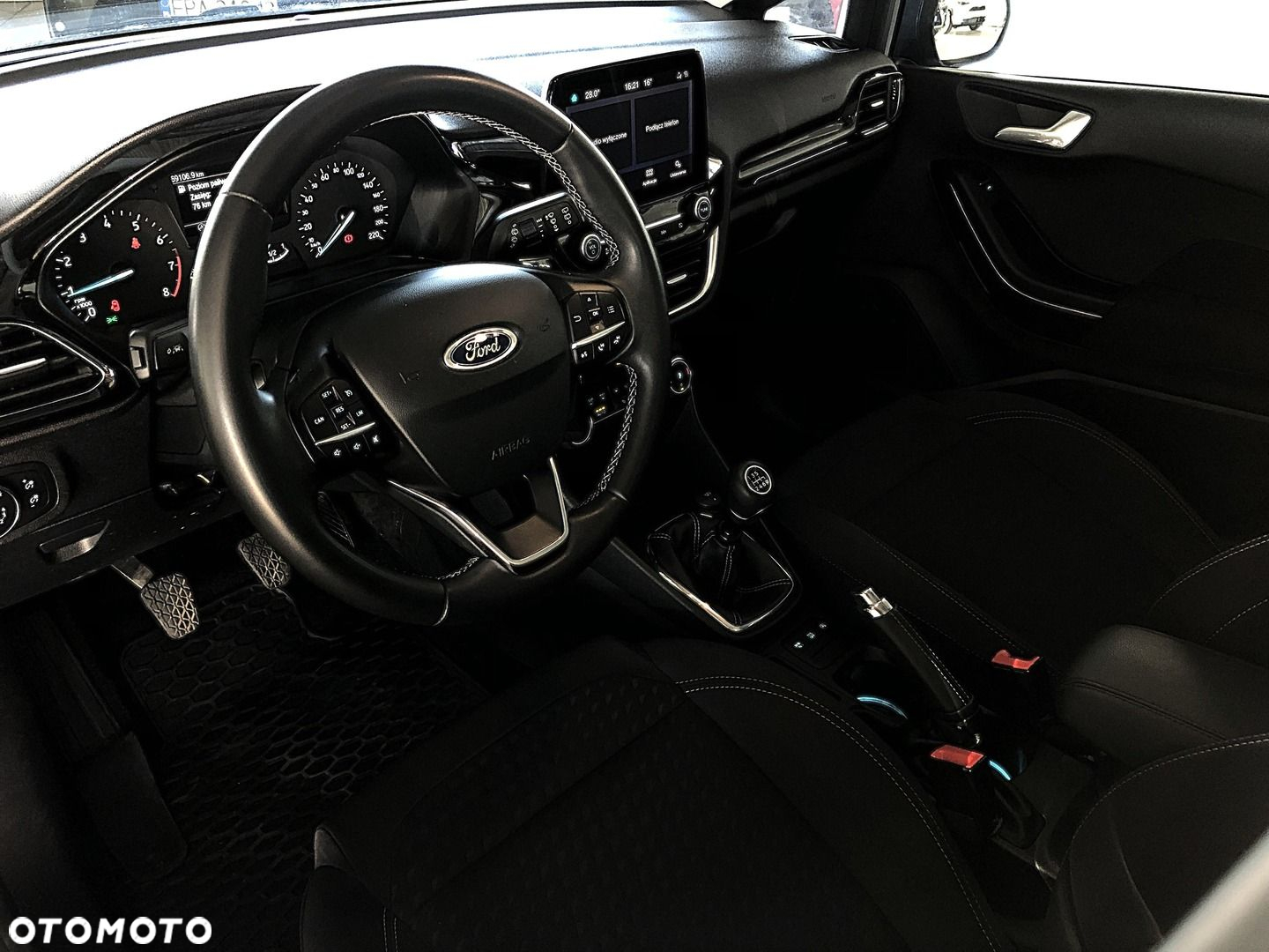 Ford Fiesta 1.0 EcoBoost Titanium ASS - 8