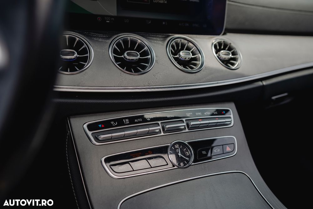 Mercedes-Benz CLS - 12