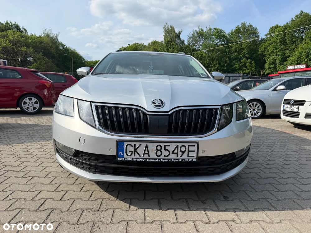 Skoda Octavia 1.6 TDI Ambition - 8