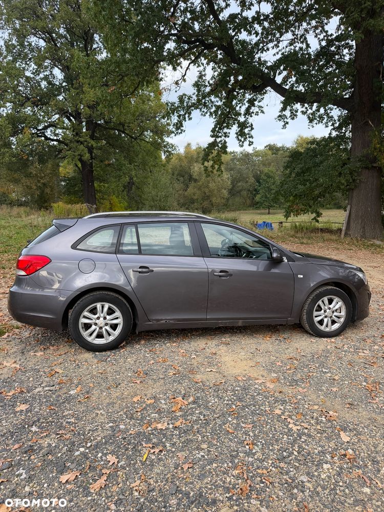 Chevrolet Cruze 2013 photo 3
