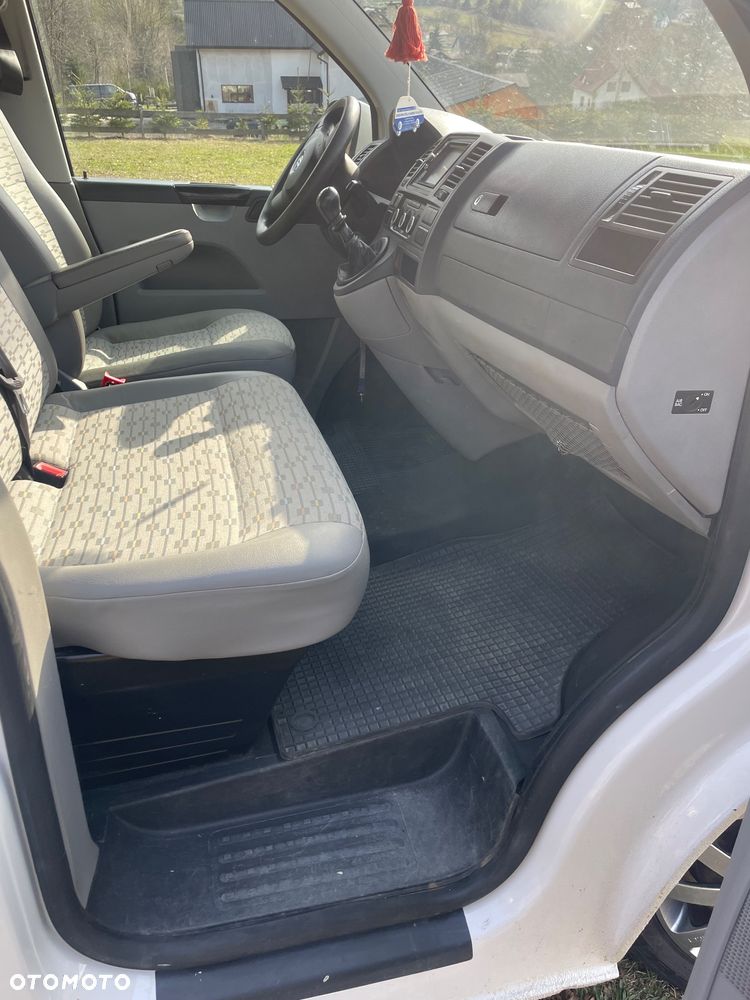 Volkswagen Transporter T5 - 6