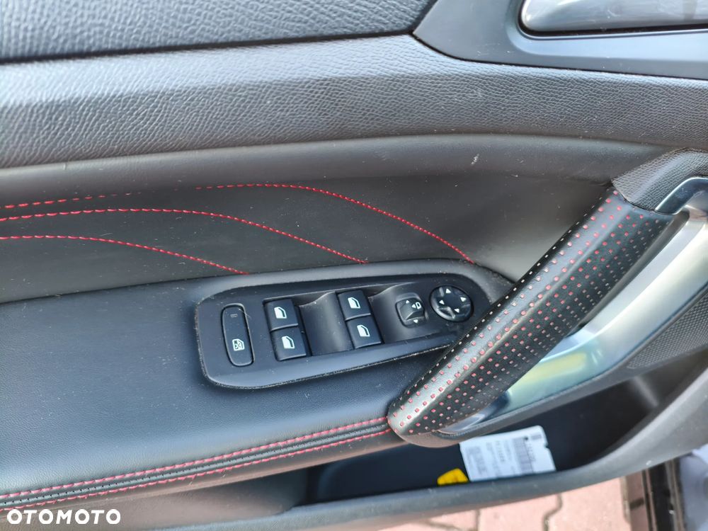 Peugeot 308 2.0 BlueHDi GT S&S EAT8 - 28