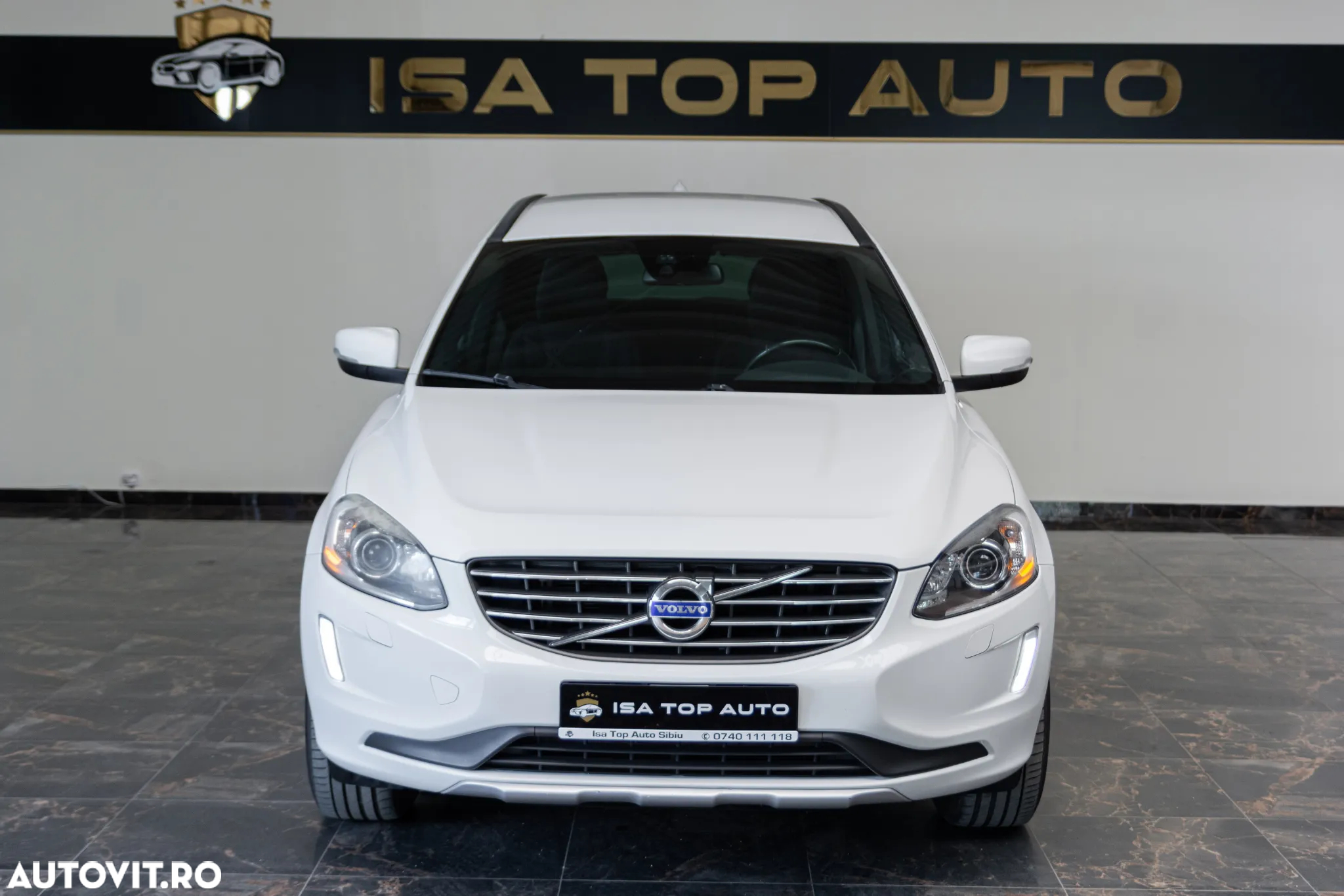 Volvo XC 60 D4 AWD Momentum - 2