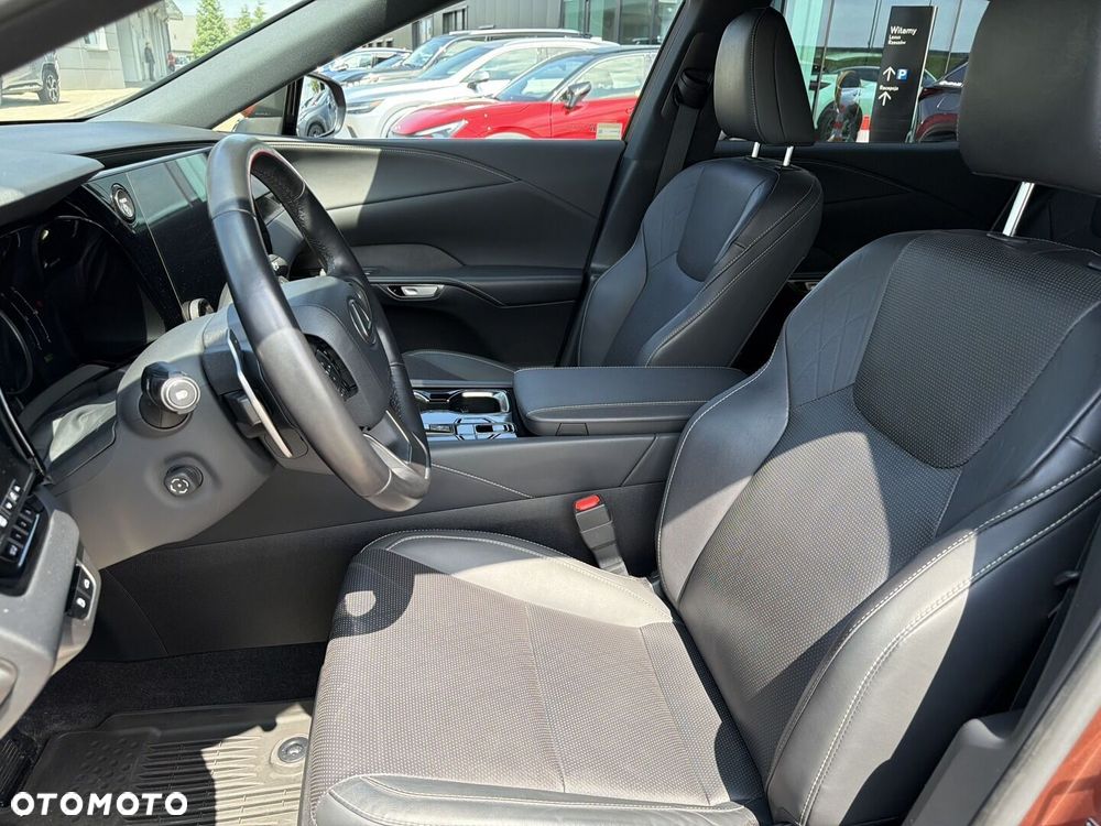 Lexus RX - 13