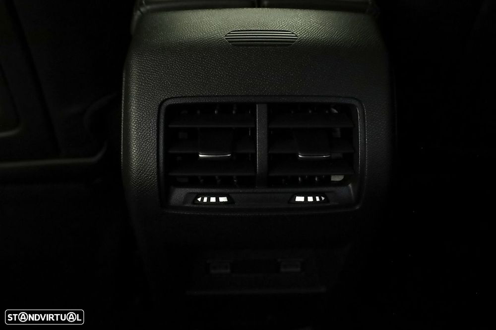 DS DS4 4 1.2 PureTech Performance Line EAT8 - 24