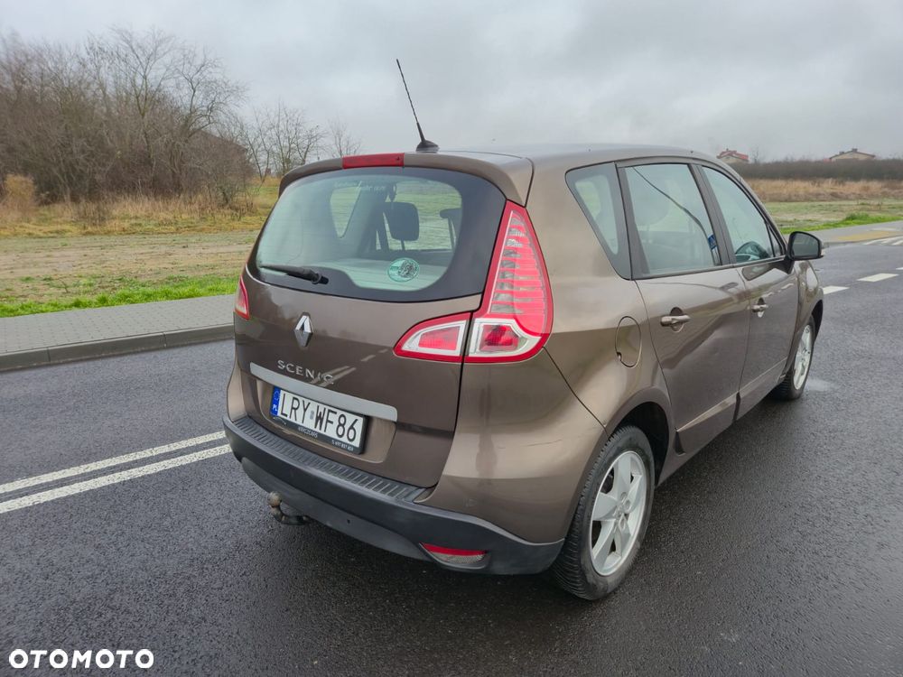 Renault Scenic 1.6 16V 110 Dynamique - 7