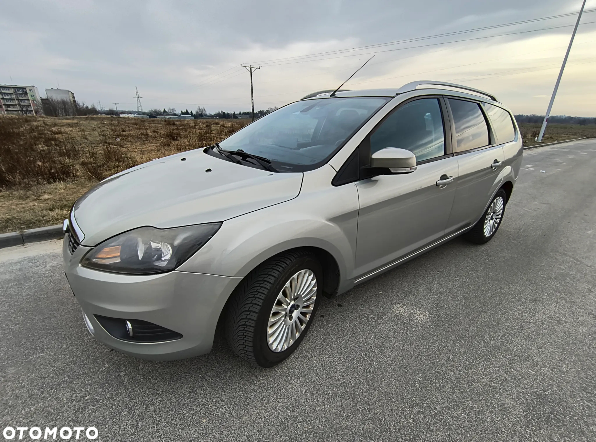 Ford Focus 1.6 16V Ghia - 7