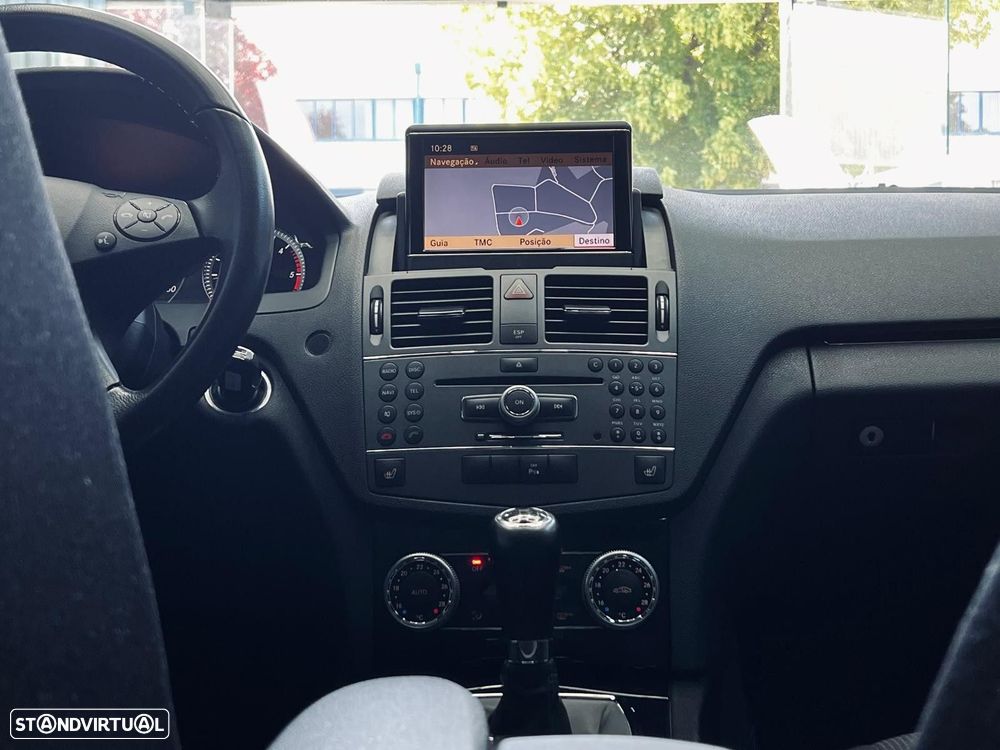 Mercedes-Benz C 220 CDi Avantgarde BlueEfficiency - 24