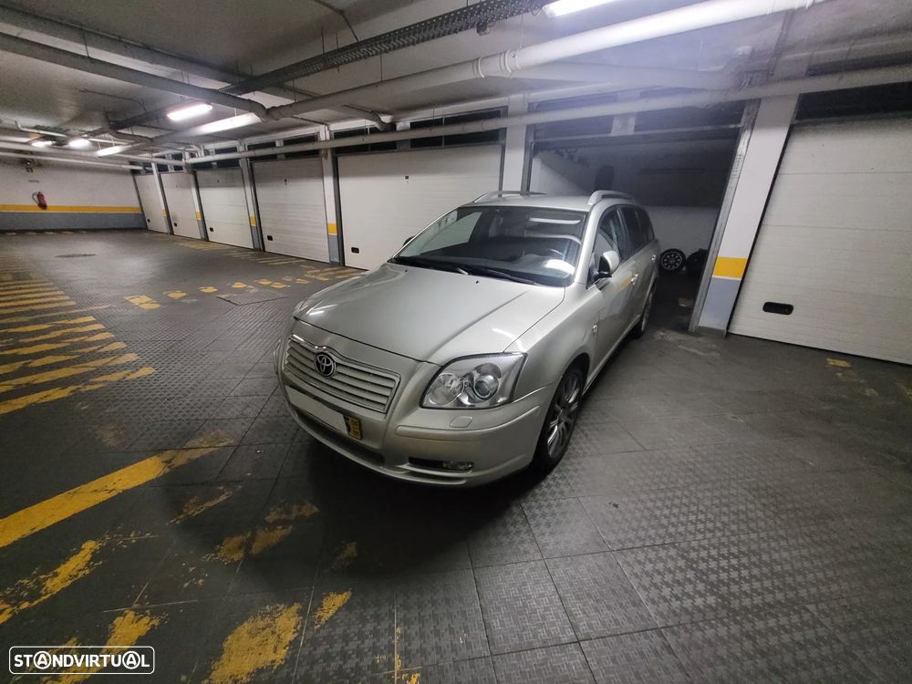 Toyota Avensis SW 2.2 D-4D Sol C/GPS - 3