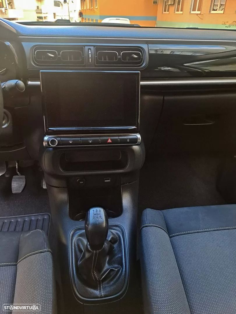 Citroën C3 1.2 PureTech Shine - 13